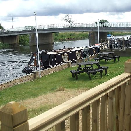 The Swan On The River Hotel Ely Buitenkant foto
