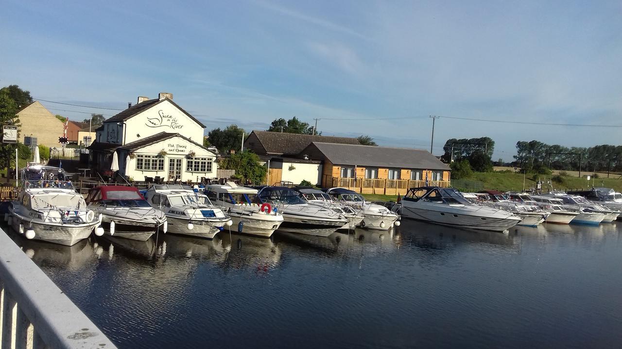 The Swan On The River Hotel Ely Buitenkant foto